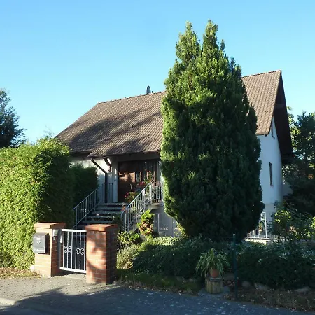 Ferienwohnung Am Stadtrand Von Berlin Neu Buch Exterior photo